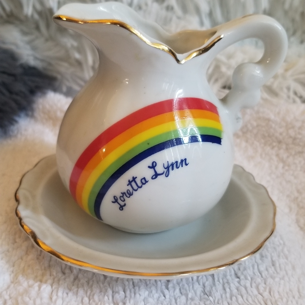 Loretta lynn mini picture